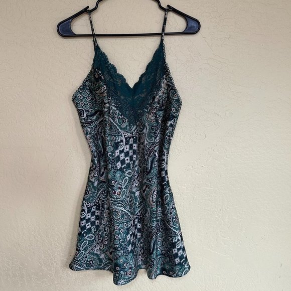 Victoria's Secret Forest Emerald Dark Green Slip Lingerie New With Tags (1403) - Picture 1 of 11